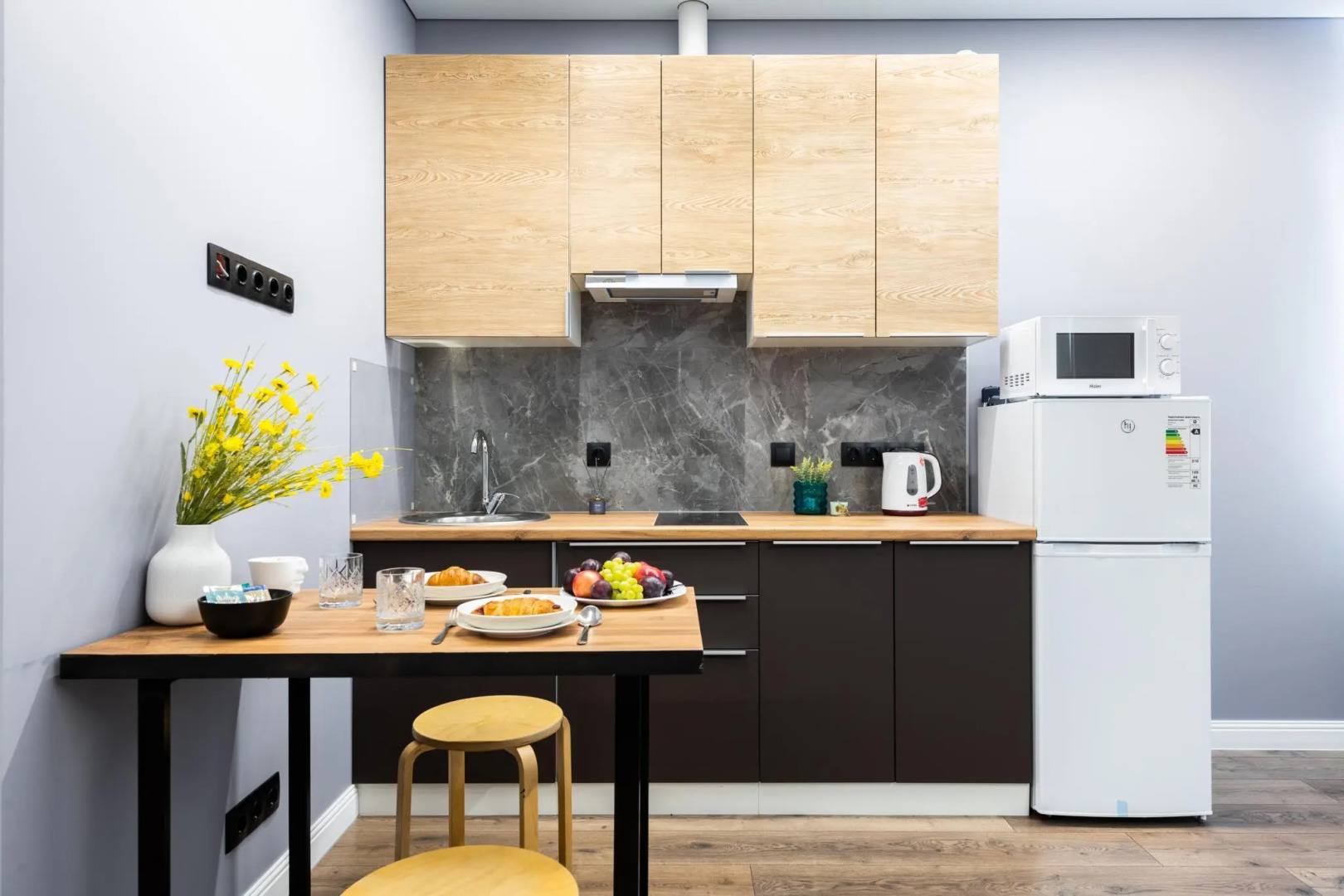 Sunmarine apartments (Санмарин апартментс) на улице Анны Ахматовой