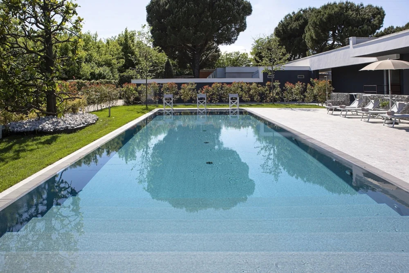 MEALBA HOTEL Suite & Pool