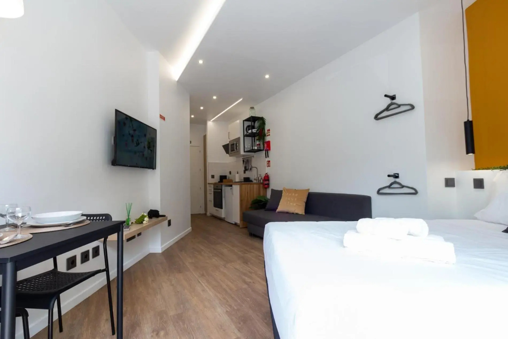 The Jolie Apartments - by the Ocean