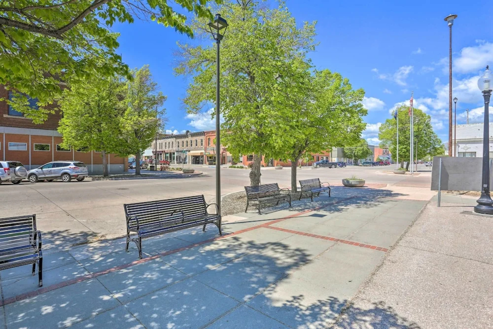 Peaceful Chadron Apartment in Historic Hotel!