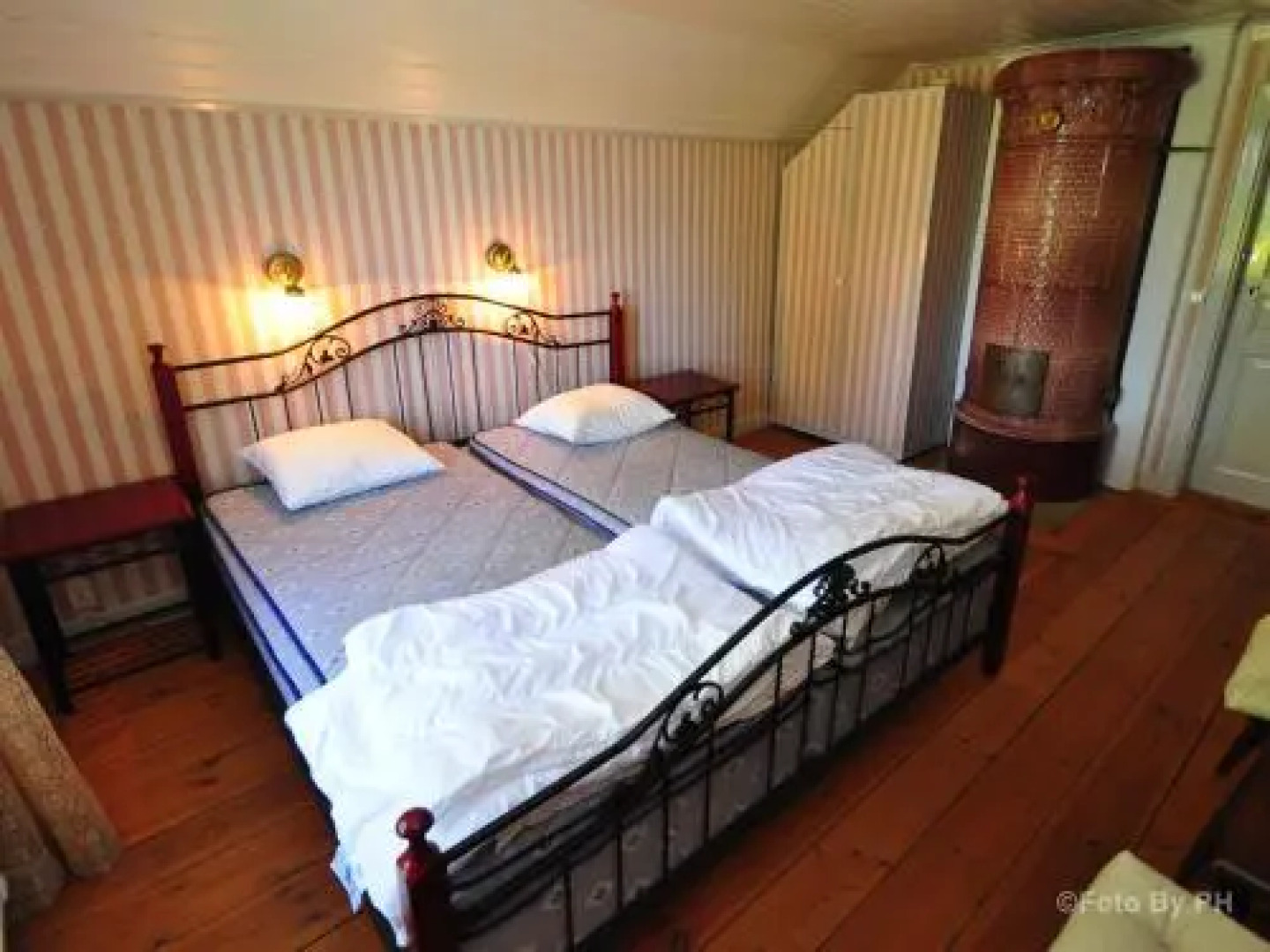 Jonsboda Café & Cottages