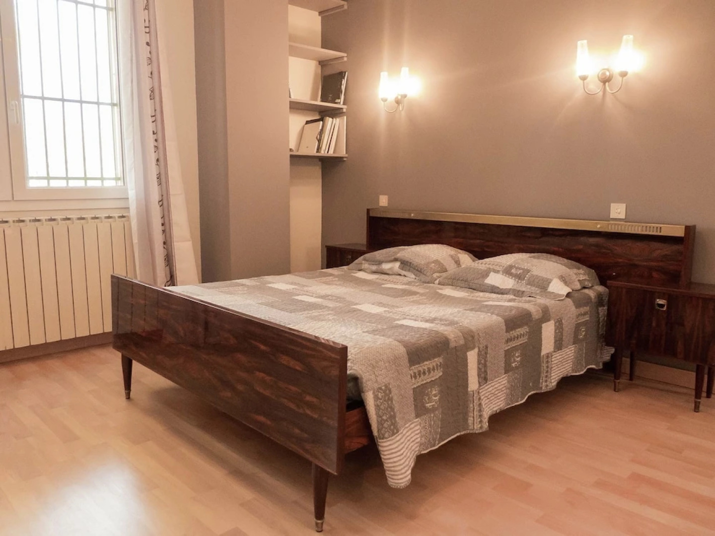 Attractive Villa in Roquemaure With Swimming Pool