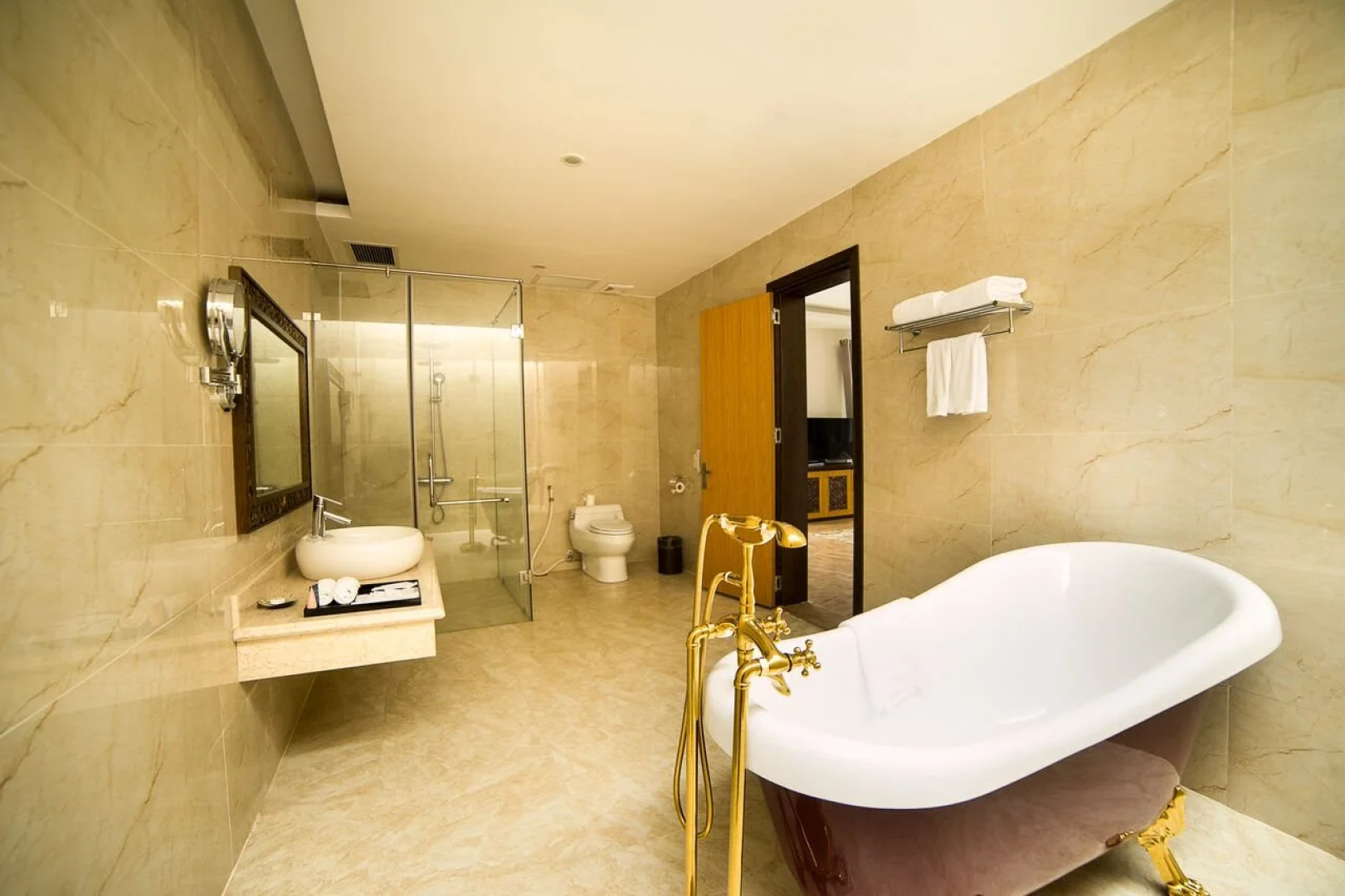 Muong Thanh Luxury Dien Lam Hotel