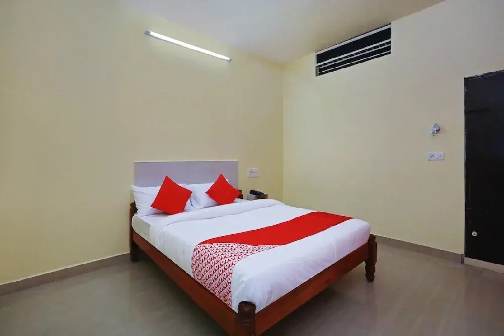 OYO 24623 Chetana Residency