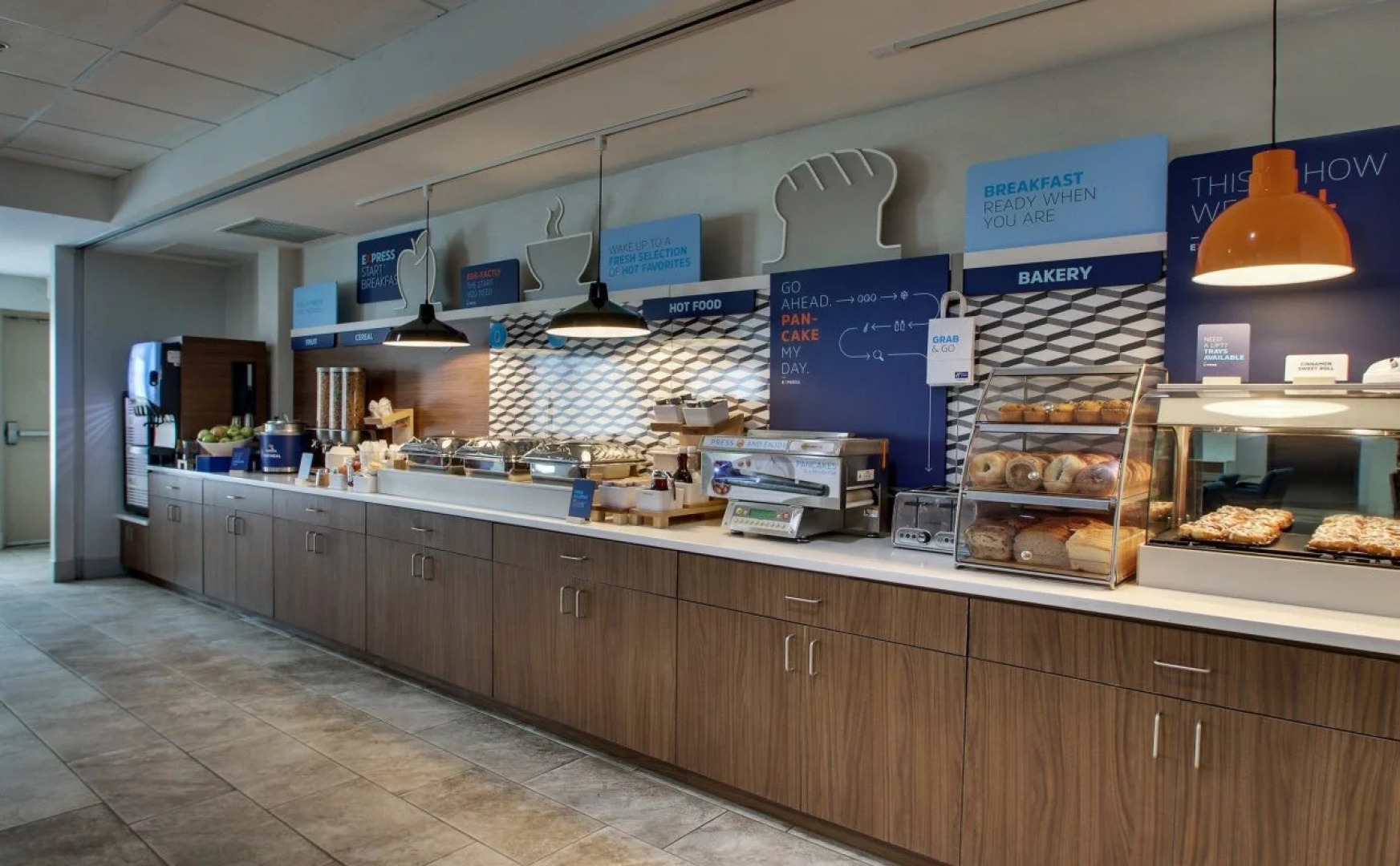 Holiday Inn Express & Suites Waukegan by IHG