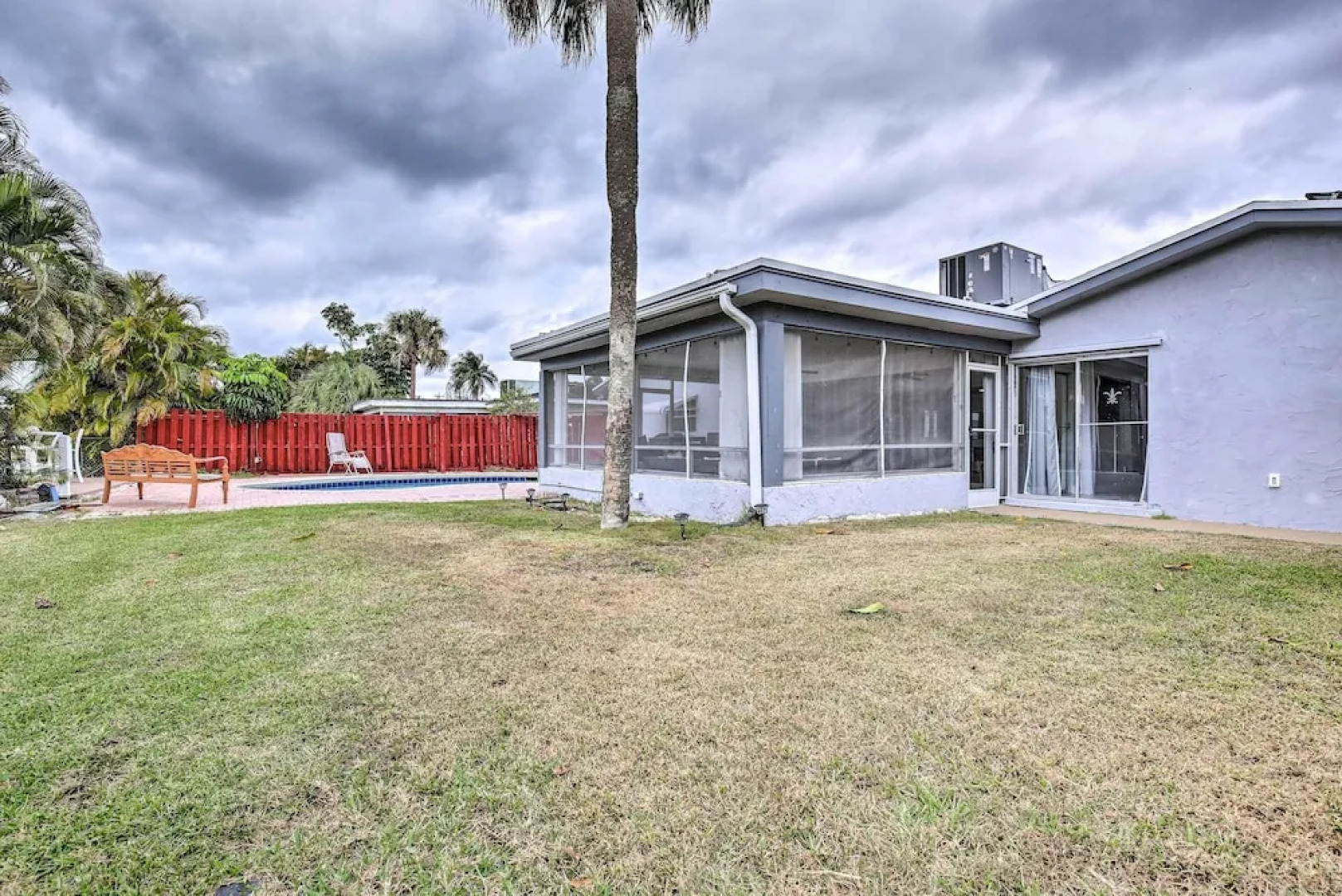 Private Pool & Dock: Coconut Creek Home!