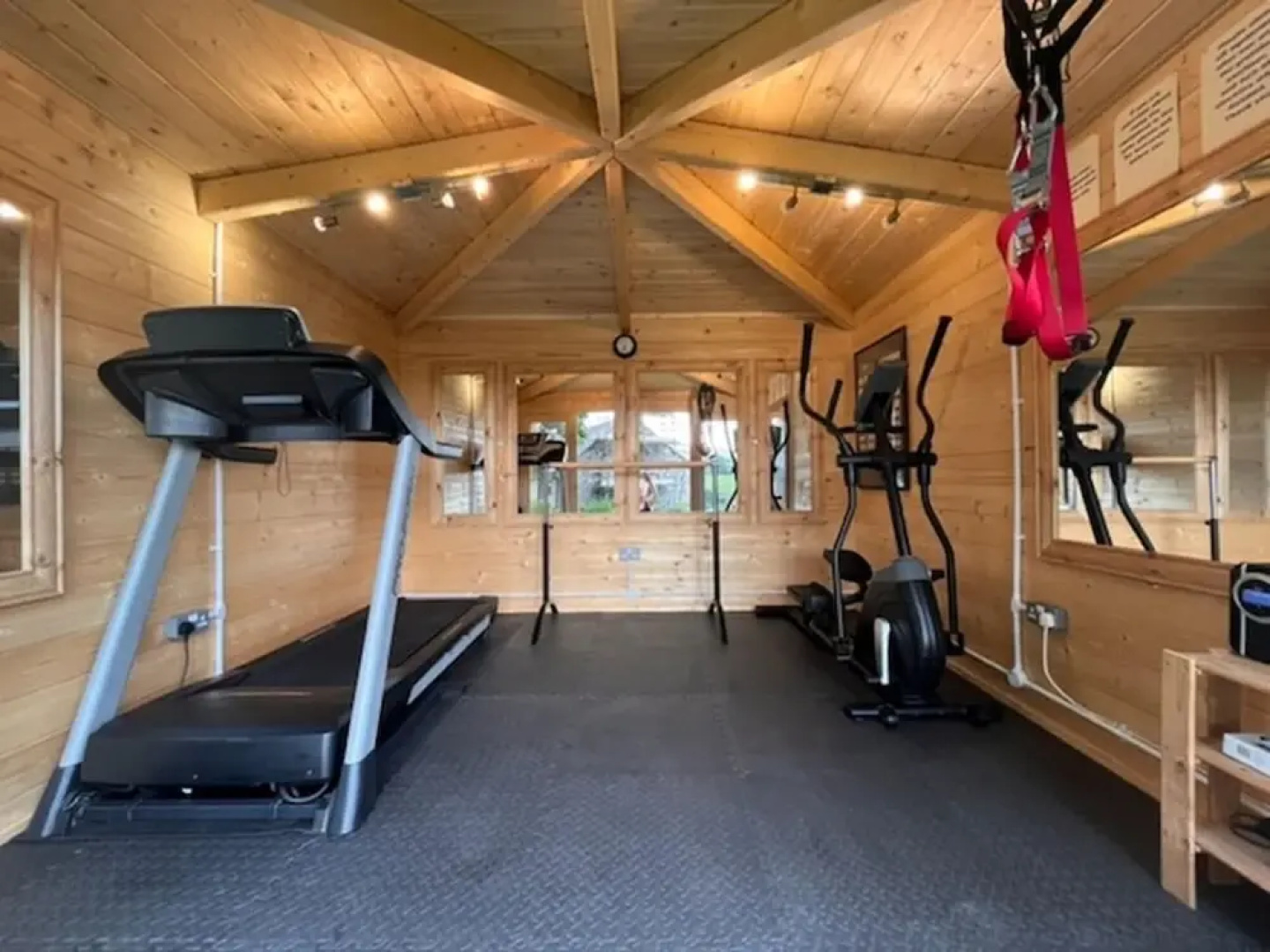 Little Clatterford Walkers Paradise for 2 Close to Carisbrooke Castle