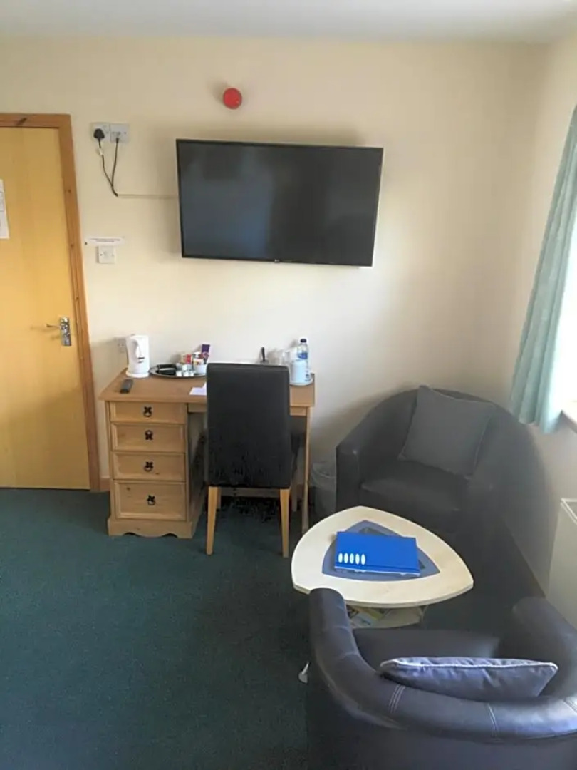 Deveron Lodge Guest House