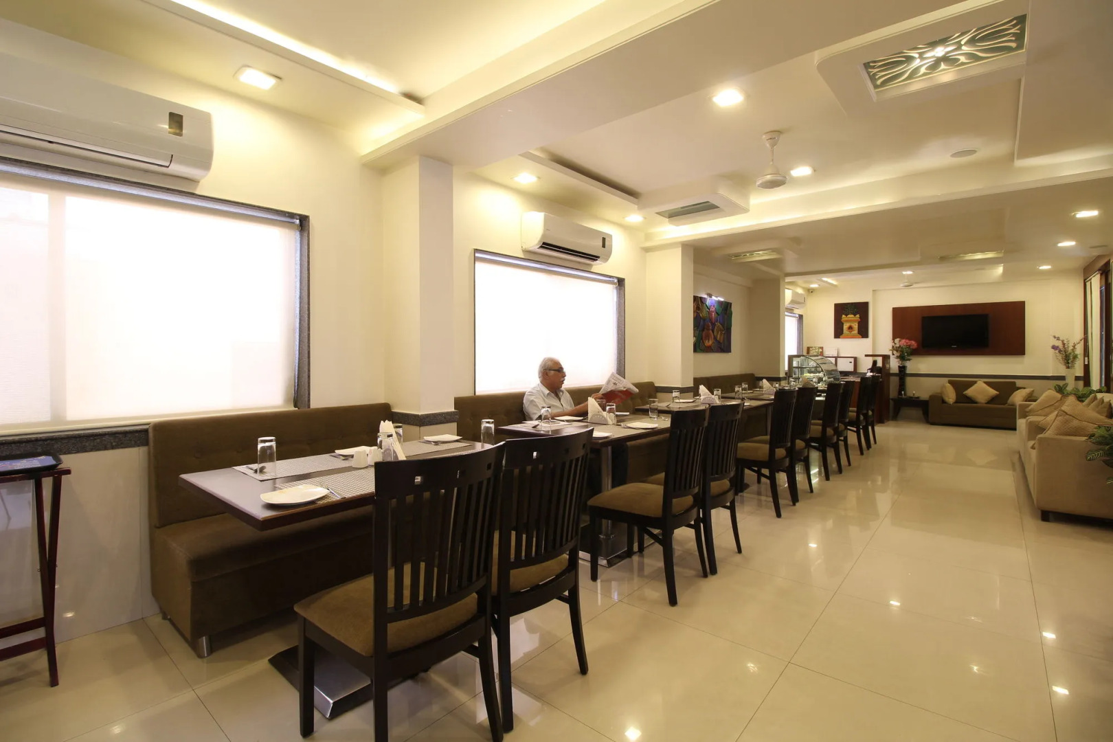 Marigold- Newly Renovated Hotel