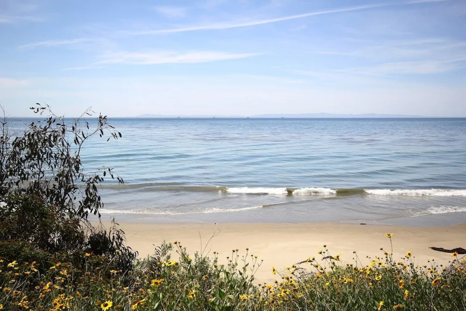 3BR 2BA Summerland Beach Retreat Ocean Views by RedAwning