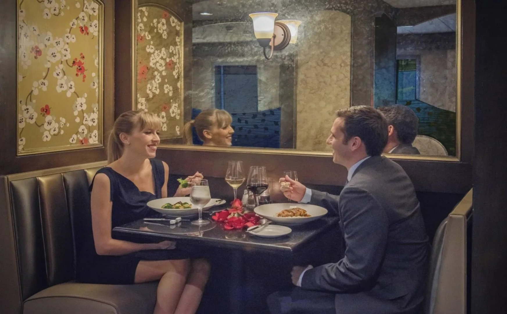 The Raphael Hotel, Autograph Collection