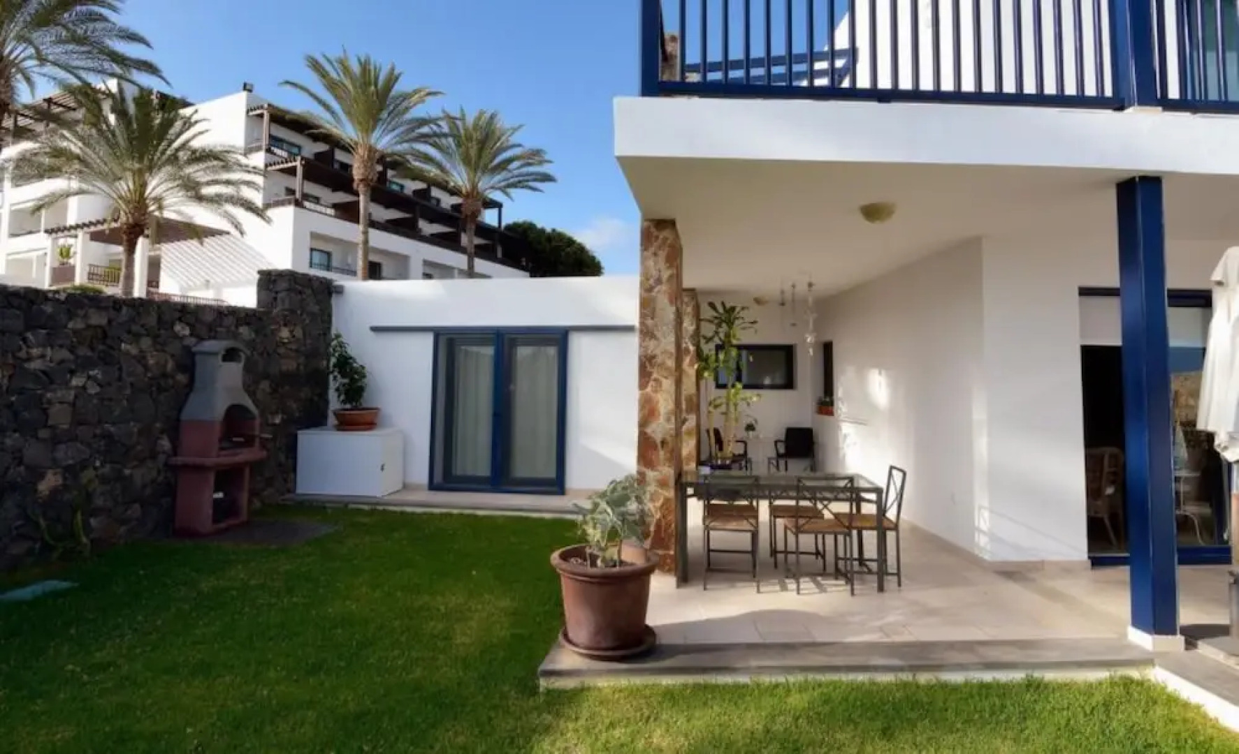 106073 -Villa in Puerto Calero