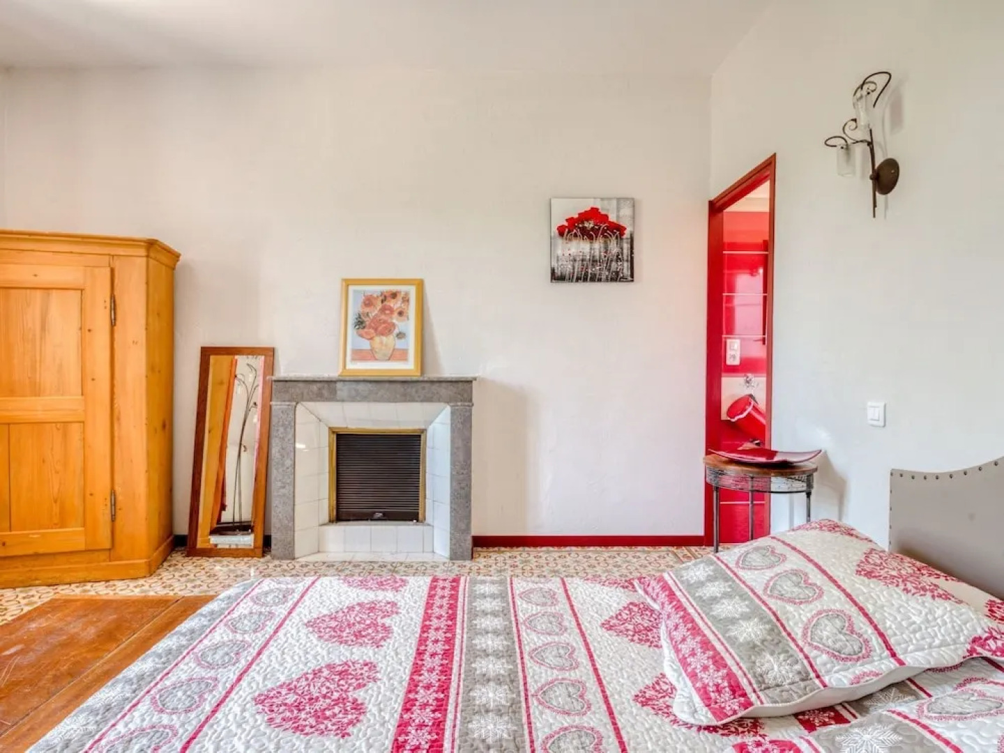 Cosy Holiday Home in Provence With Swimming Pool