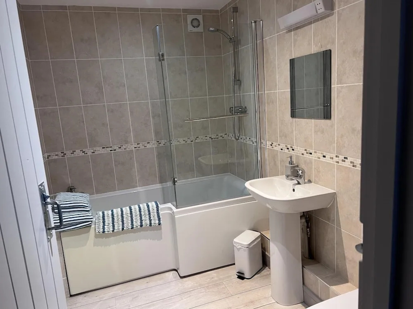 Bike Shed, 1-bed Cottage, Sleeps 2, Pet Friendly