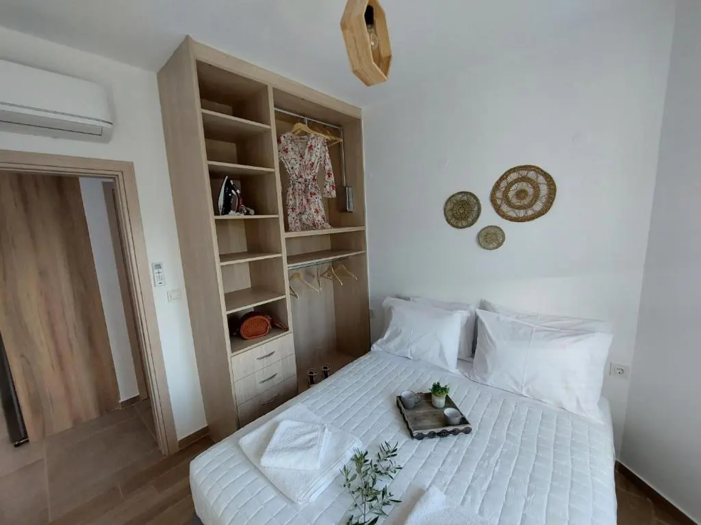 Elia Luxury Apartments Estd 2022