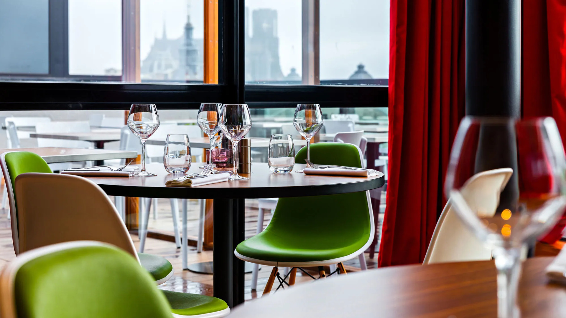 Holiday Inn Reims Centre by IHG (Chambres Rénovées)