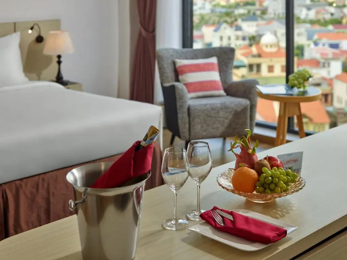 KHáCH SạN SAM QUảNG BìNH