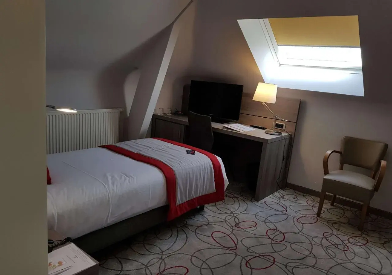 Ibis Styles Charleroi Airport Aero 44