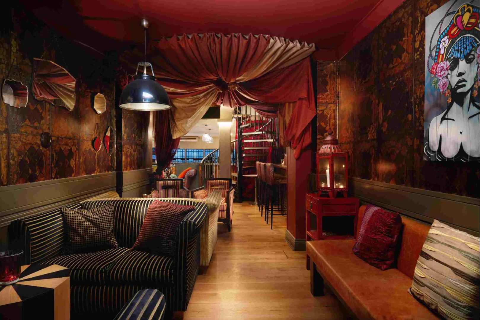 Berkeley Square Hotel