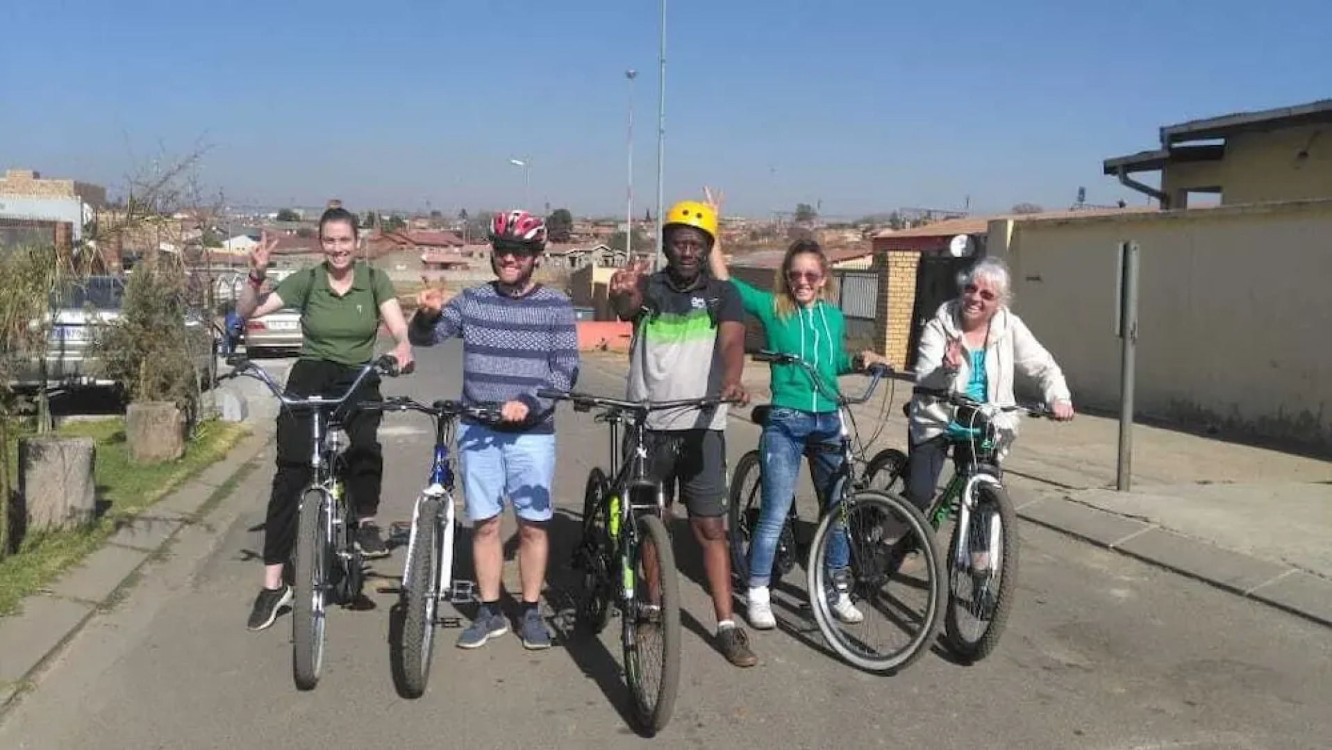 Orlando West Guest House - Hostel