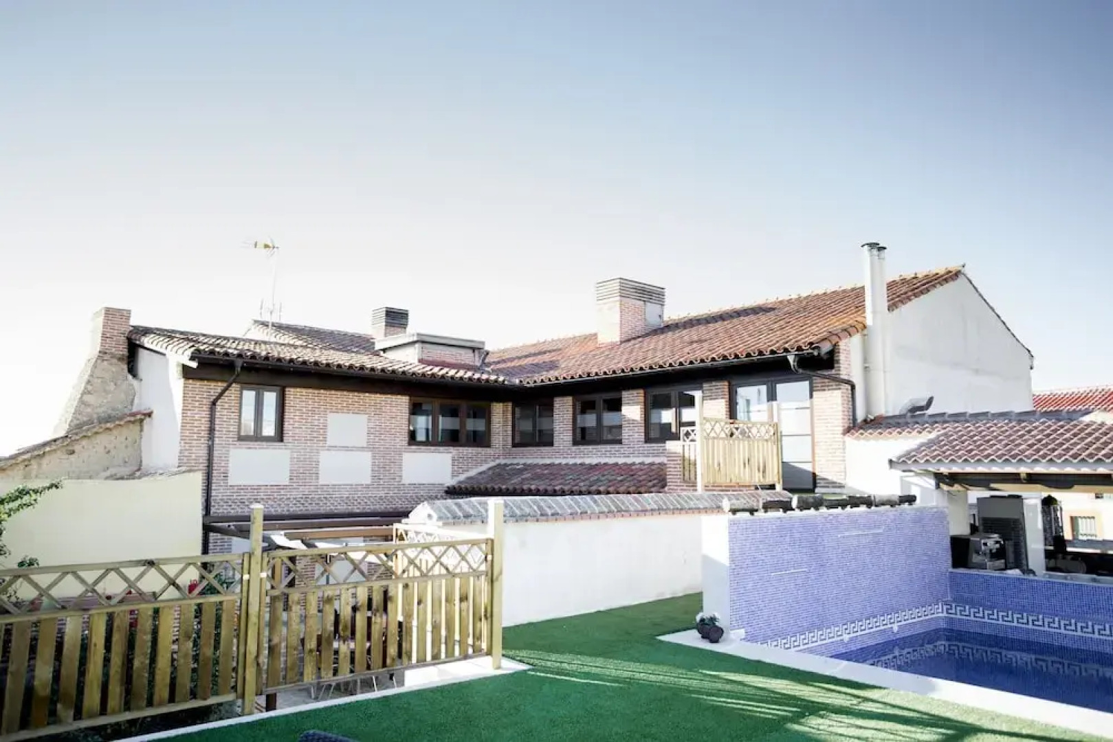 VE Posada in Velayos