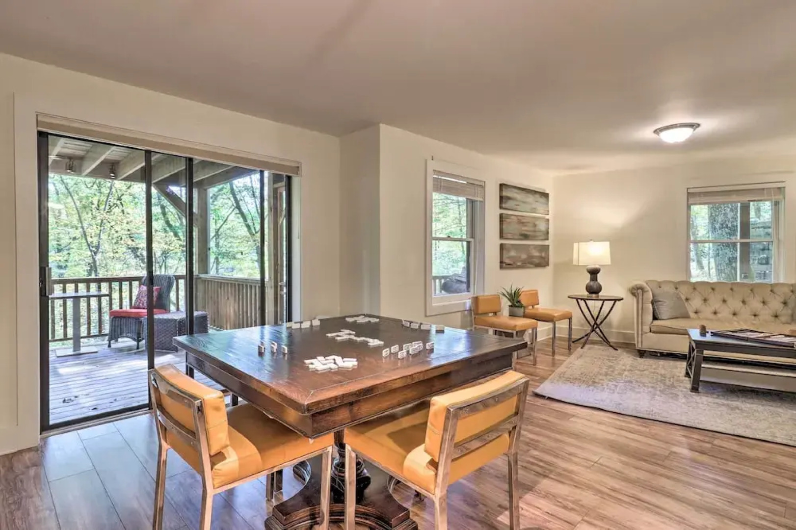 1 Mi to Town: Chalet-style Highlands Retreat