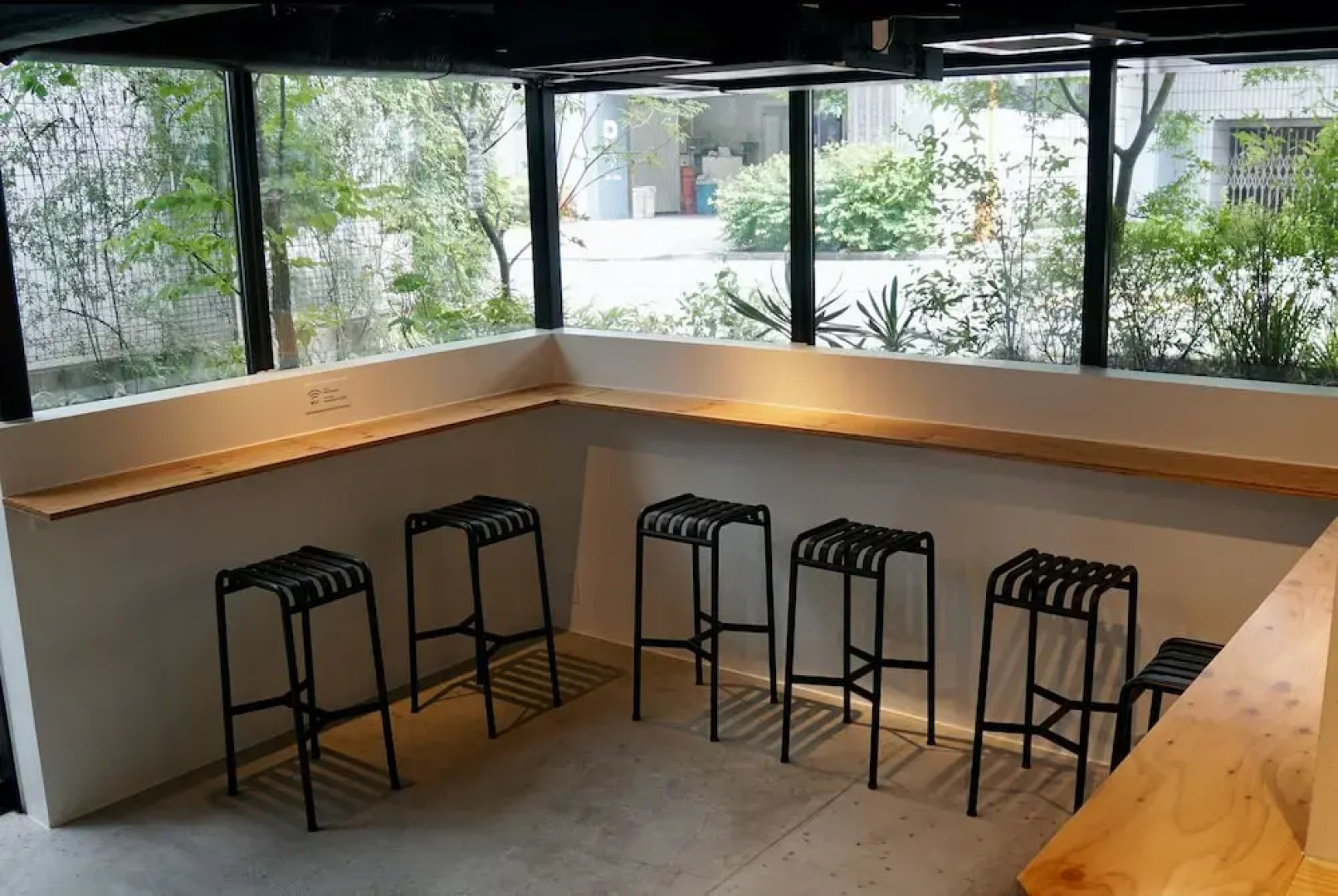 9h nine hours Akasaka