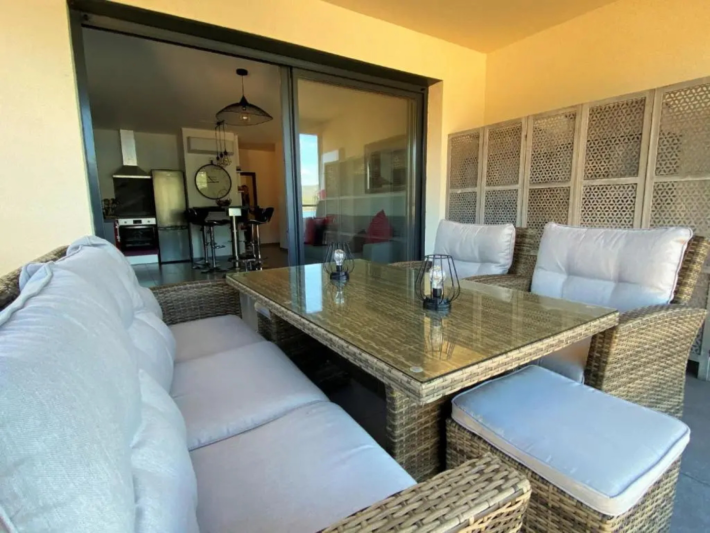 Appartement neuf tout confort en bord de mer