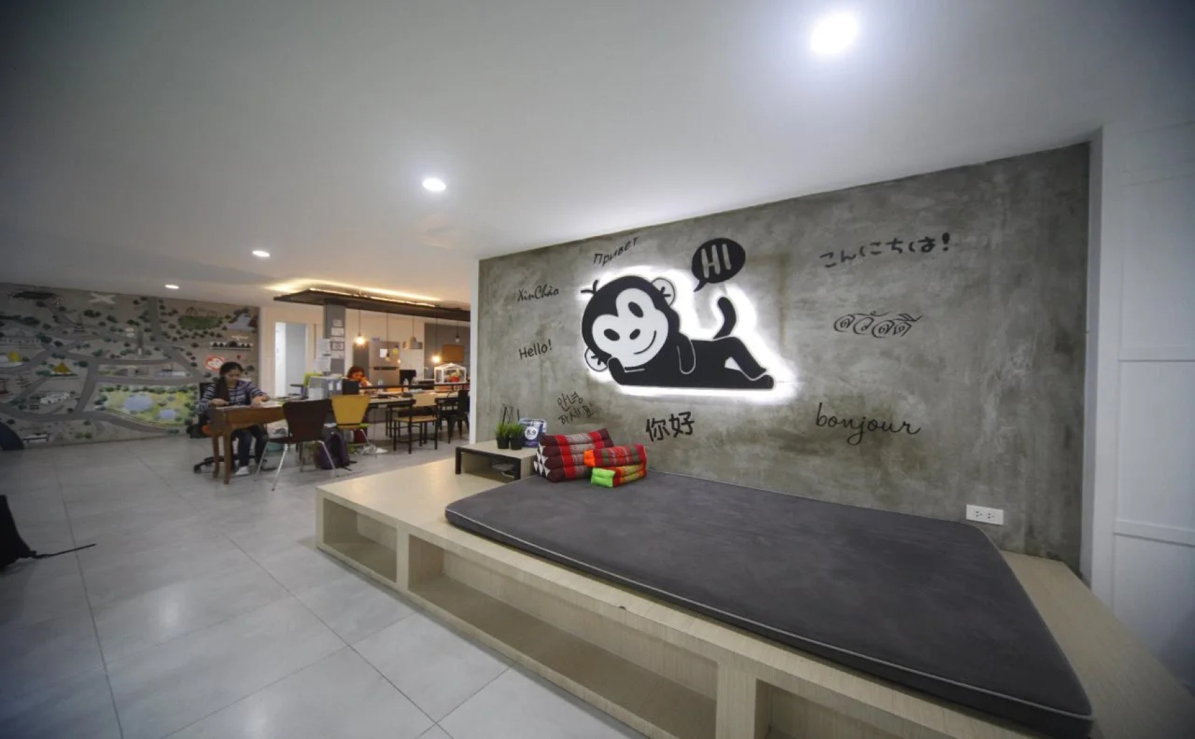 MonkeyNap Hostel