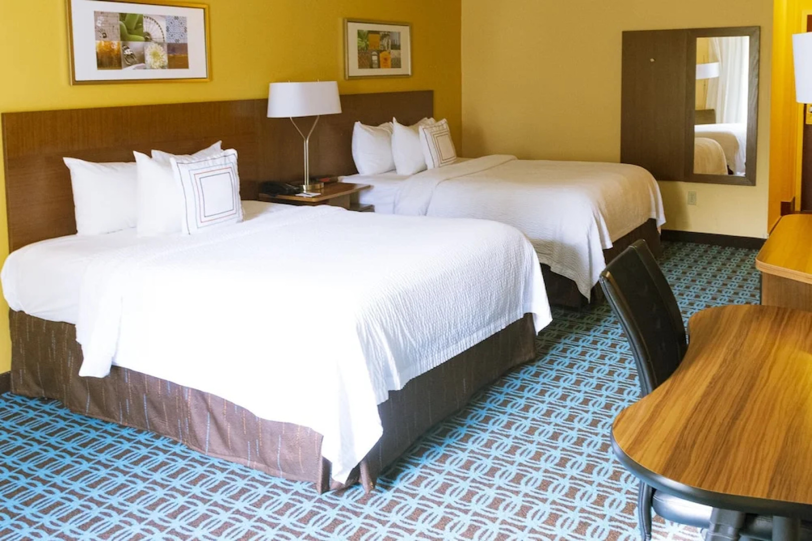 Fairfield Inn & Suites