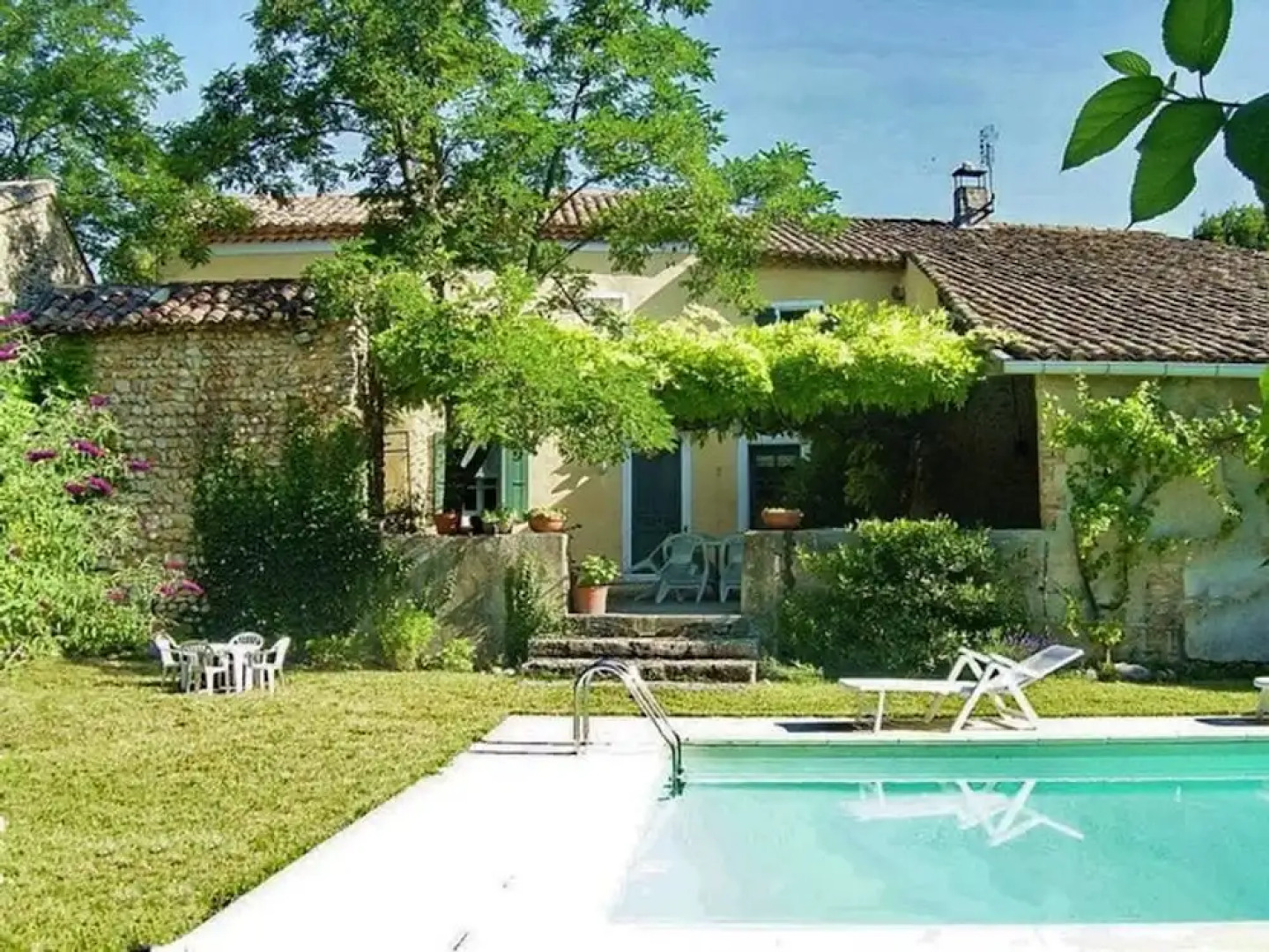 House With 6 Bedrooms in Villedieu, With Private Pool, Furnished Garde