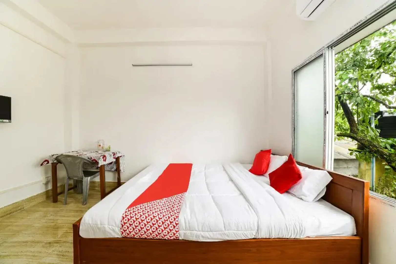 Jrb Residency by OYO Rooms