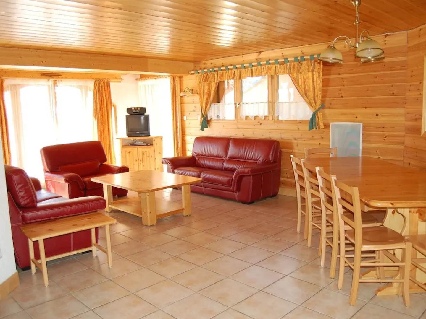 10-pers. Holiday Home With Sauna Near Center of Champagny