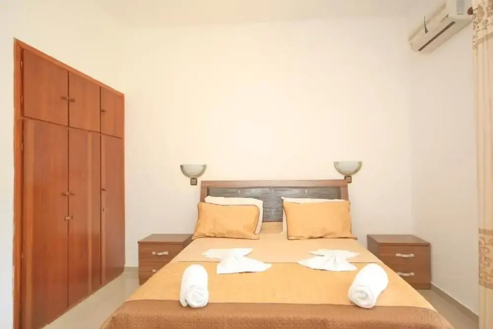 Maria Apartments by Checkin