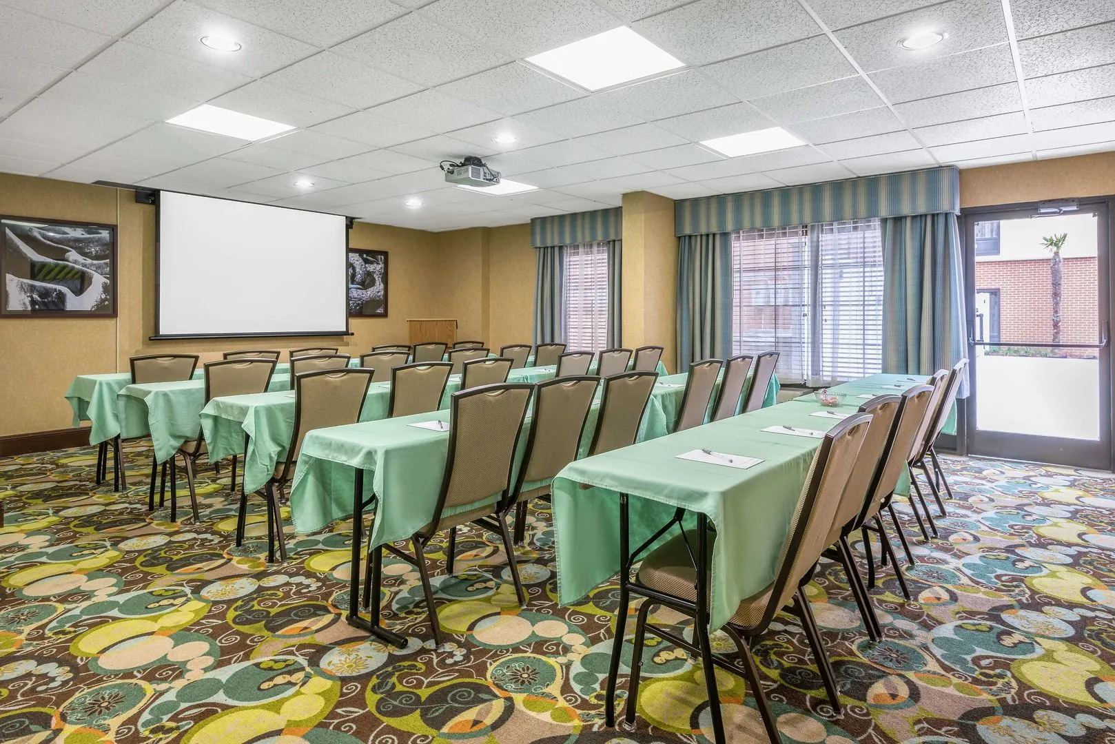 Hampton Inn & Suites Florence Center