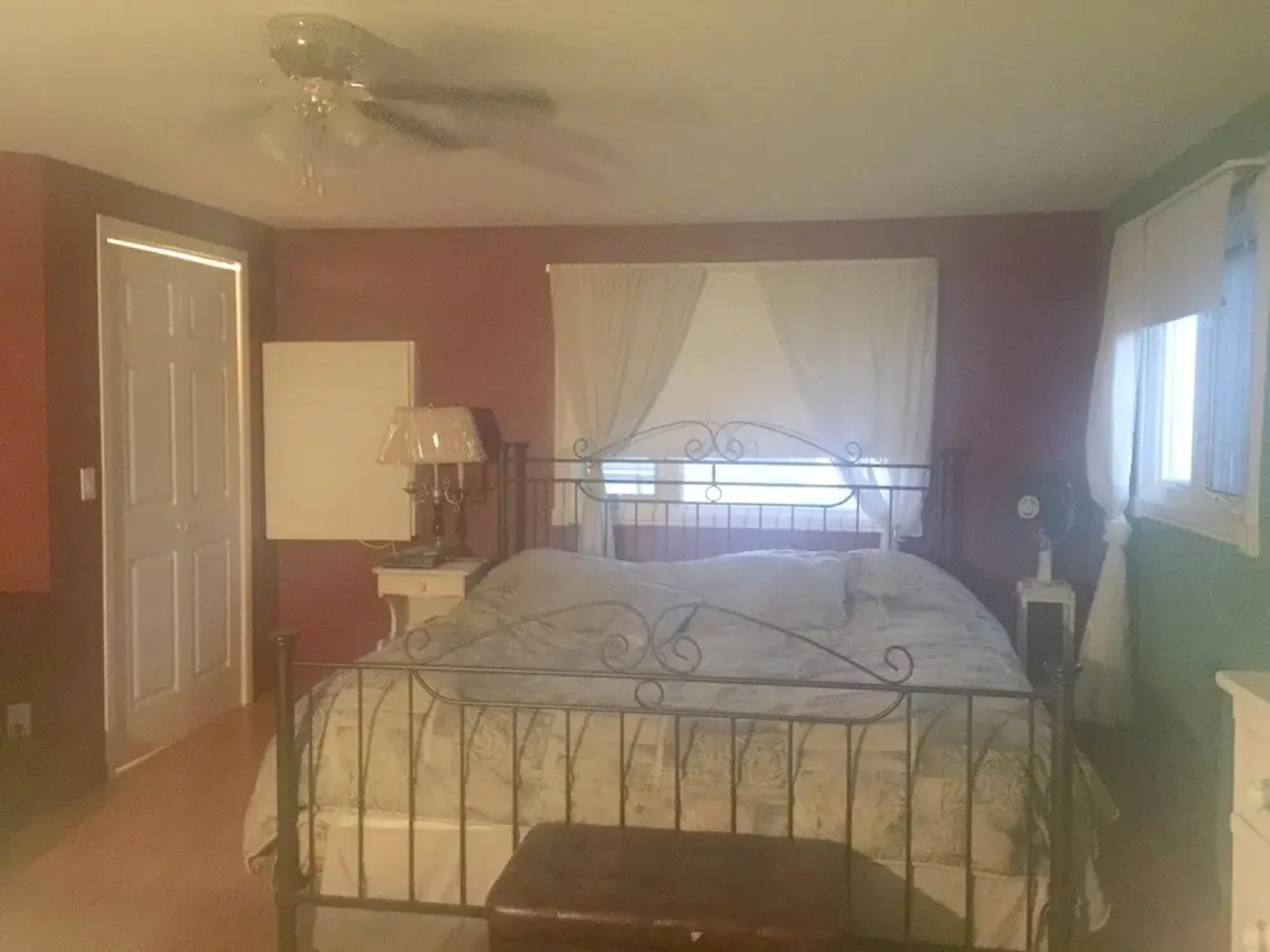 Chalet With 2 Bedrooms in Mashteuiatsh, With Wonderful Lake View