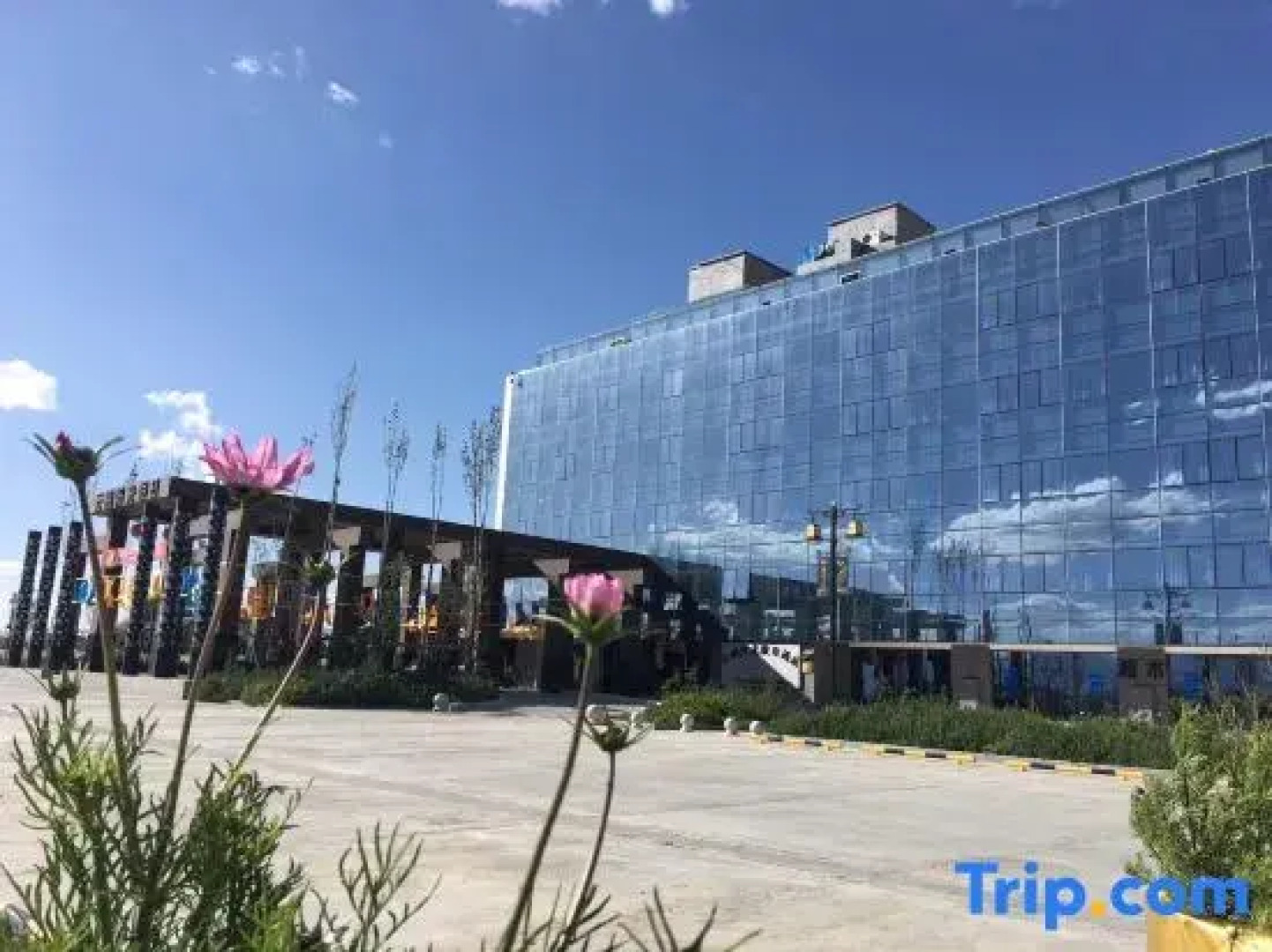 Yunpeng Sunshine Holiday Hotel