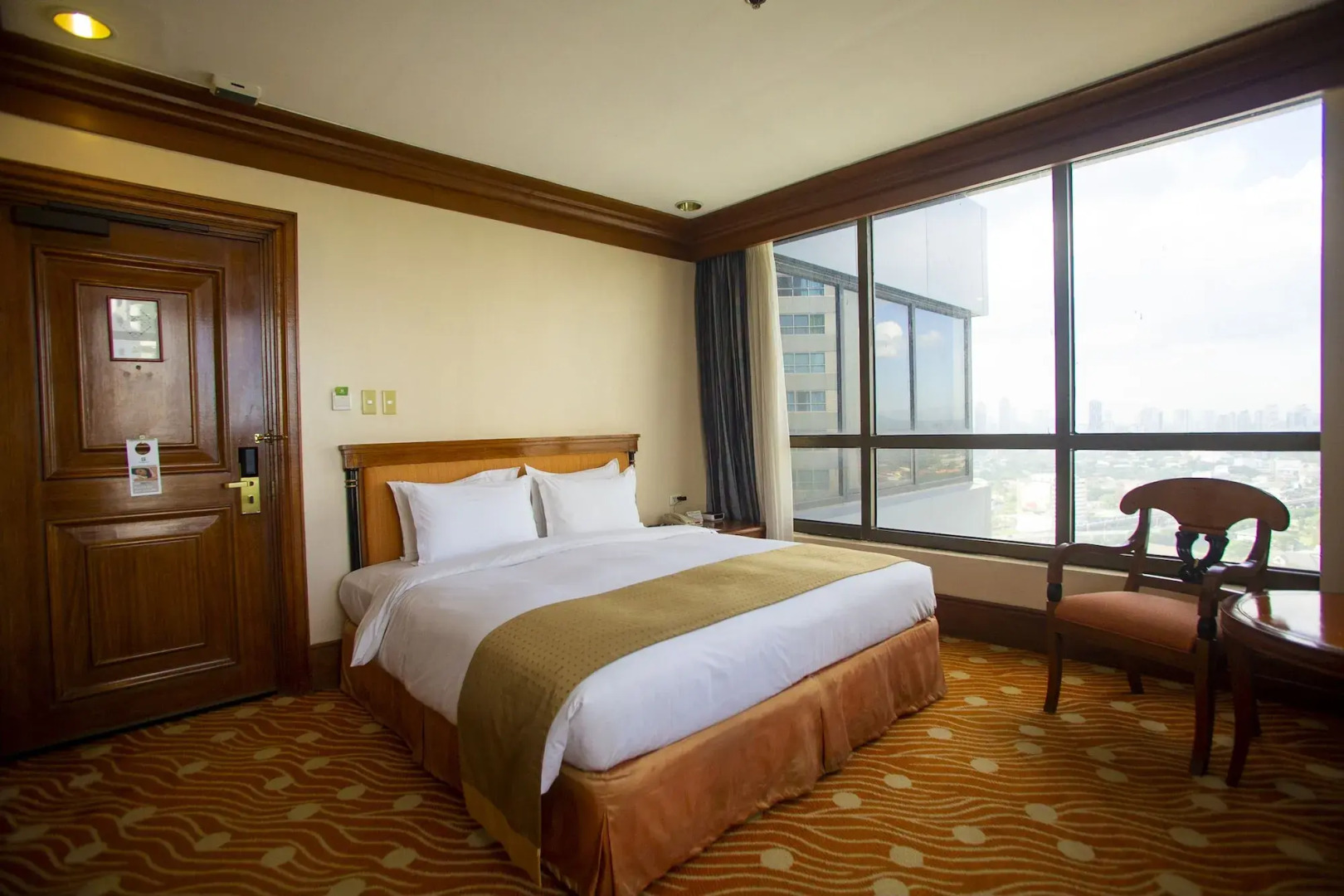 Holiday Inn & Suites Manila Galleria by IHG