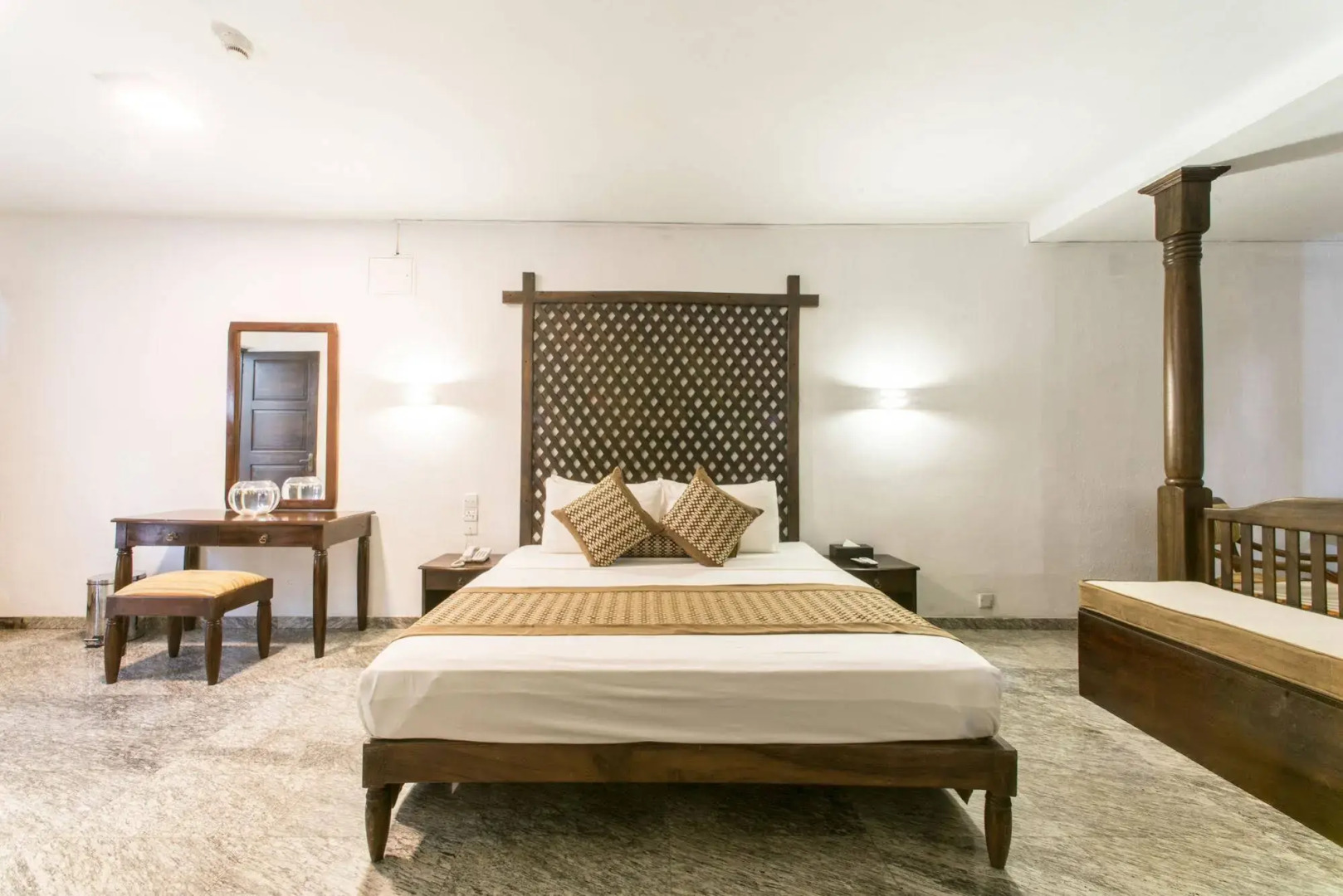 Palms, Mount Lavinia