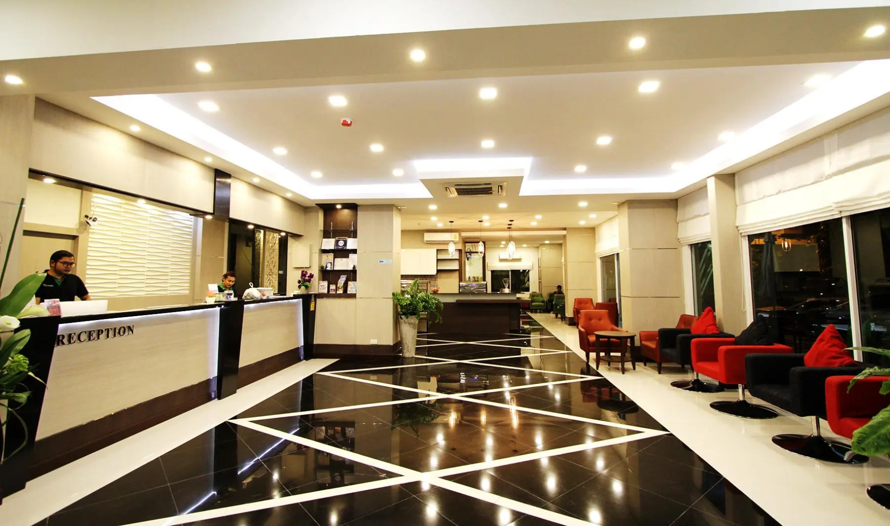 The Contrast i Hotel