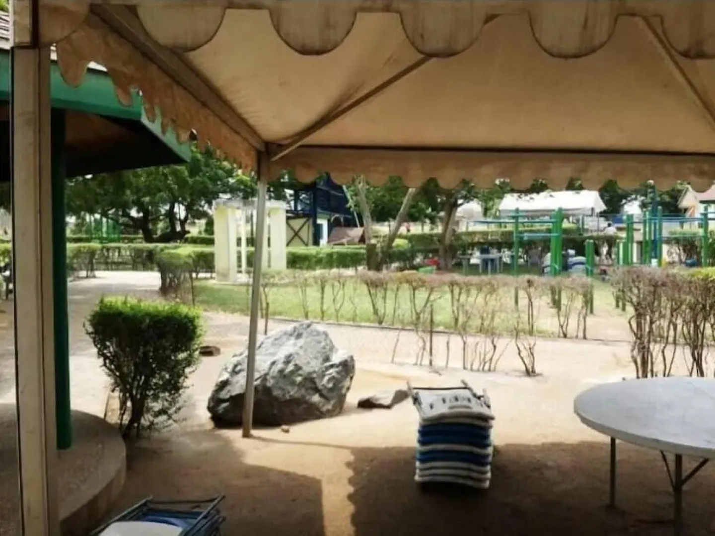 Ronna apartments at Lakeside Estates