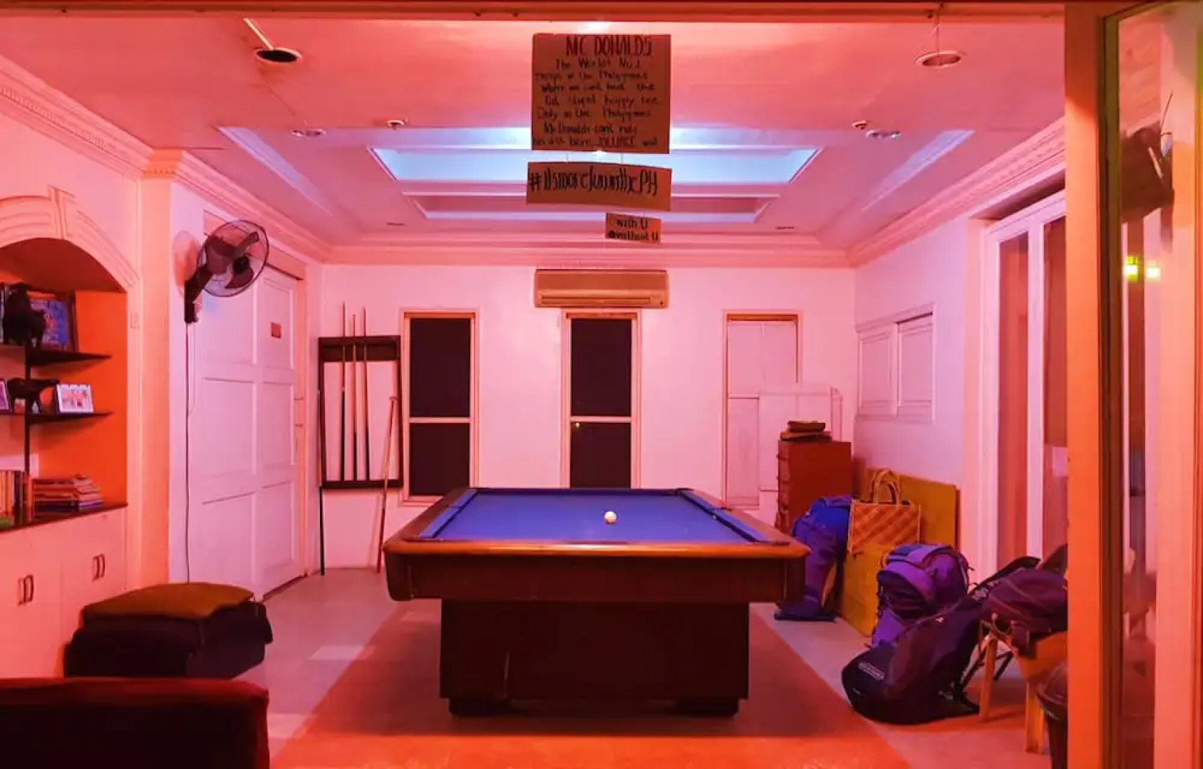 Pink Manila Hostel