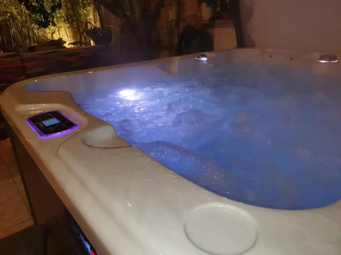 Maison La Boheme Spa & Jacuzzi
