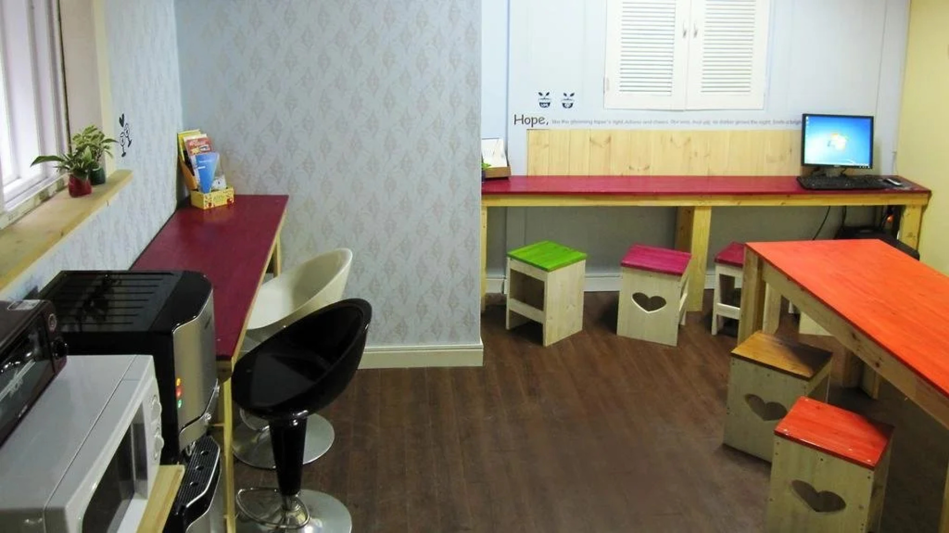 Hurrah in Seaside 344726 by RedAwning