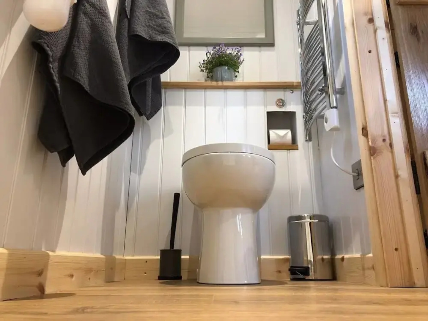 Bramleys Luxury Cabin