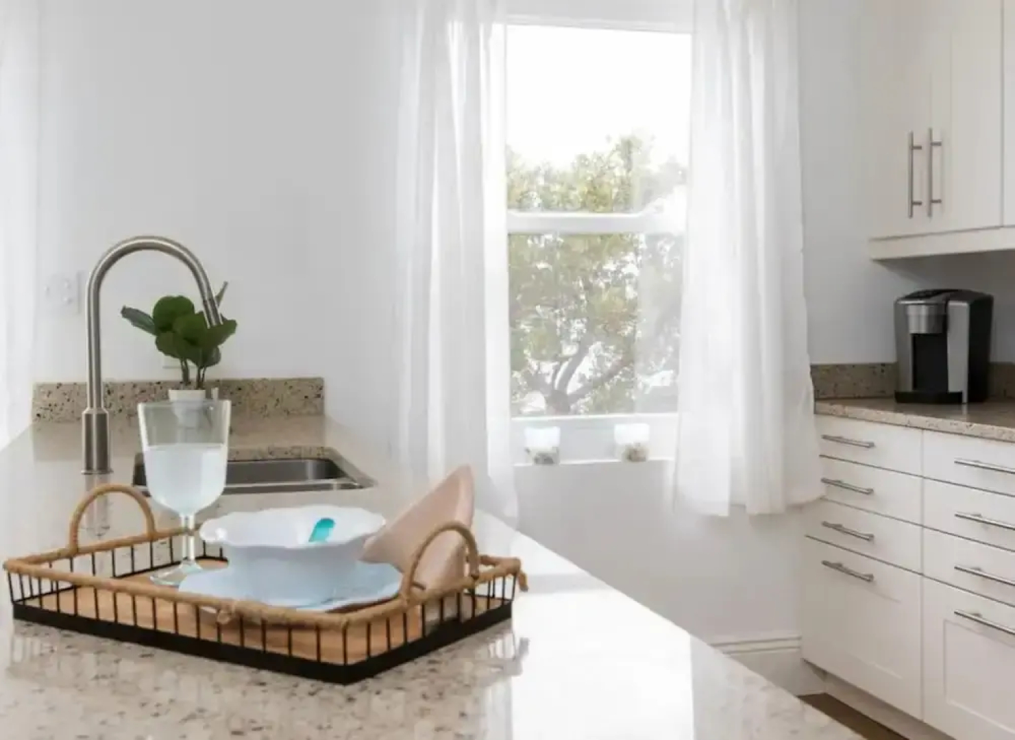 Modern Apartment St.Georges Bermuda