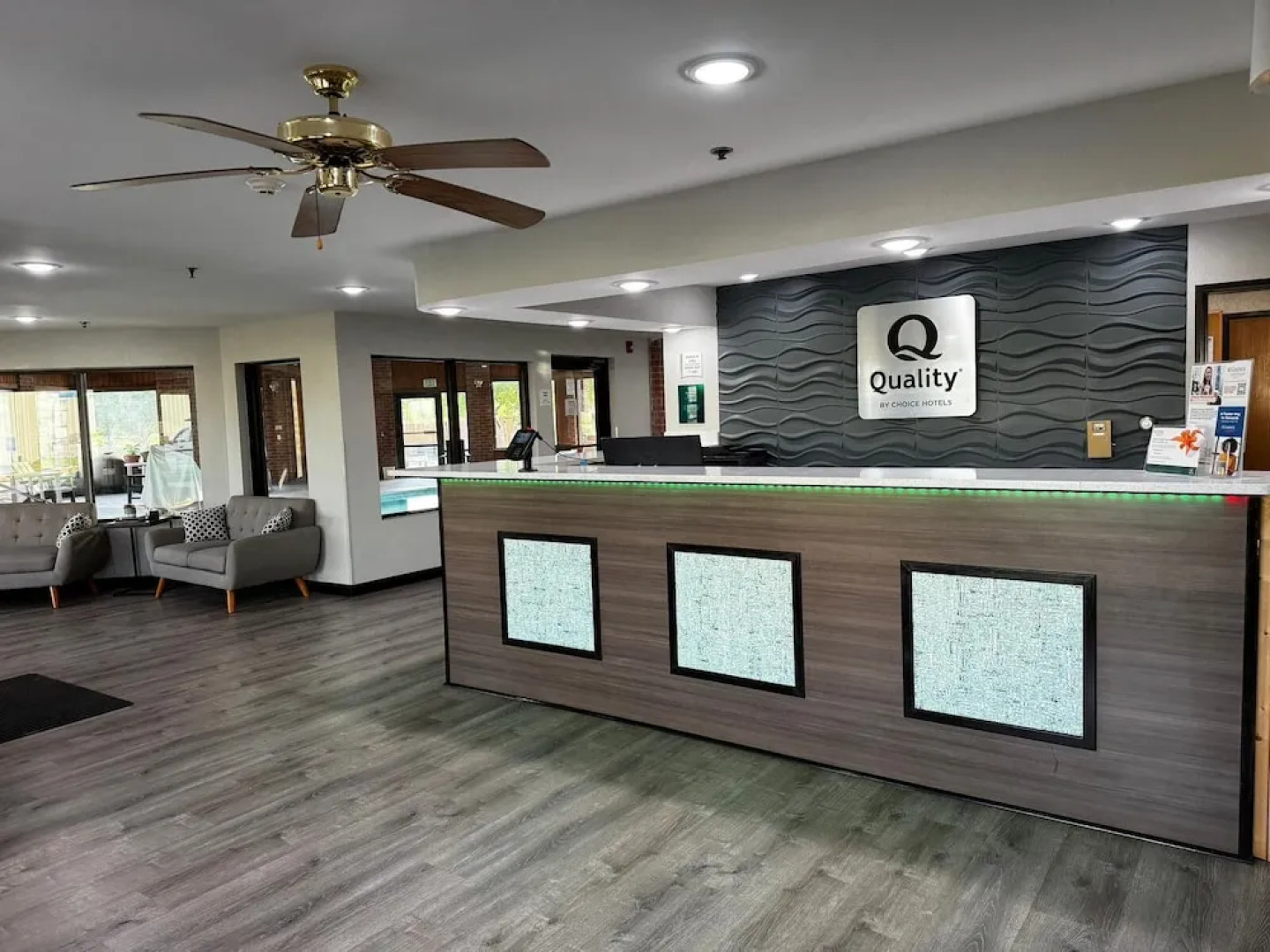 Quality Inn Columbia City Near Us-30