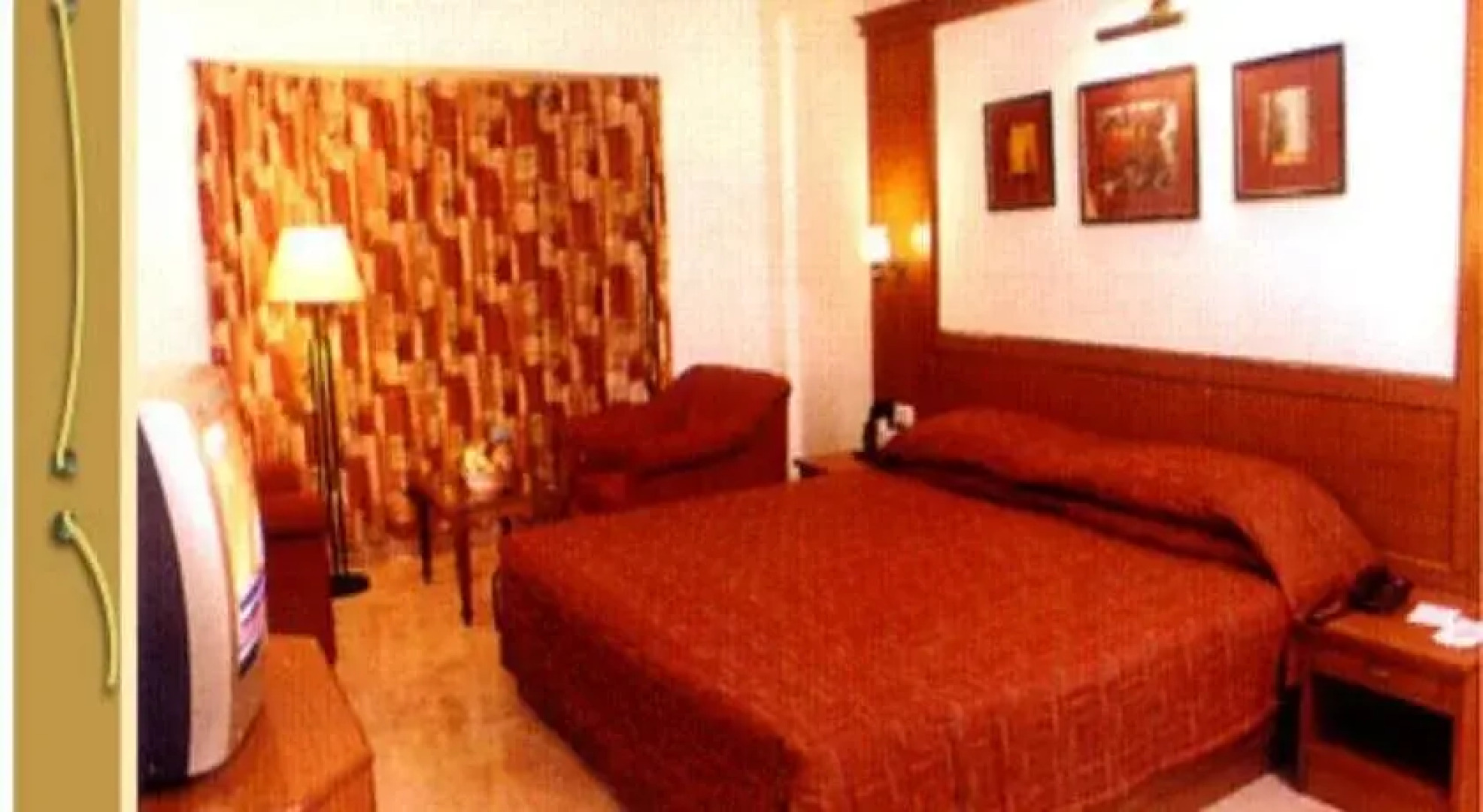 Hotel Varsha International