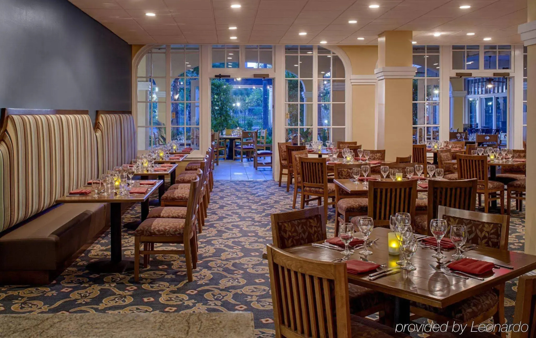 Crowne Plaza Phoenix - Chandler Golf Resort by IHG