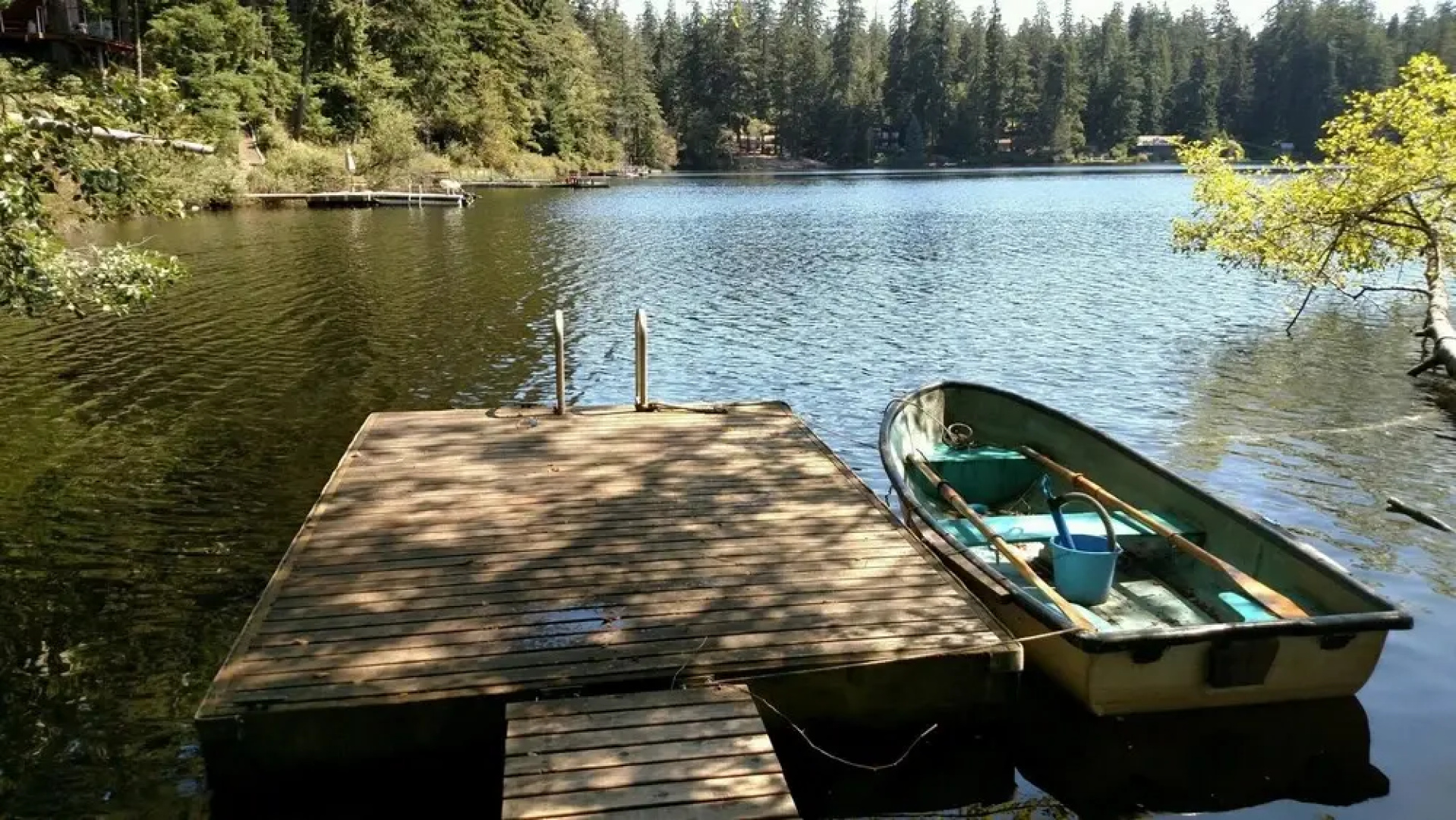 Goss Lake Chalet